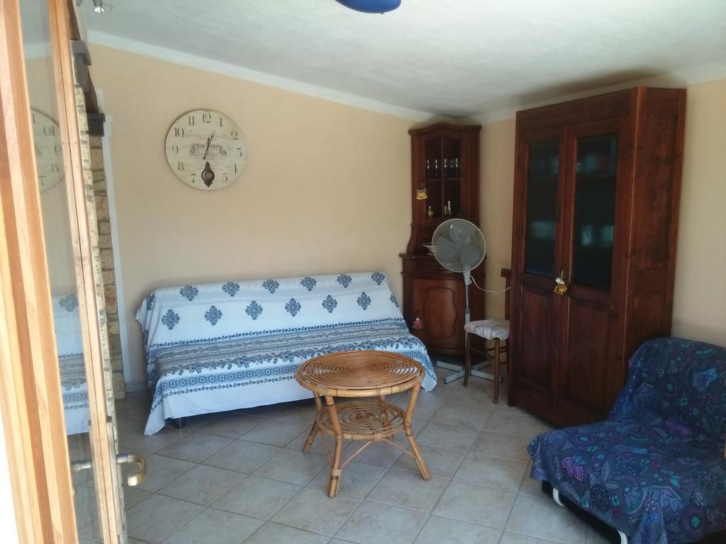 La Piazzetta Apartment Santa Caterina Di Pittinuri  Exterior foto